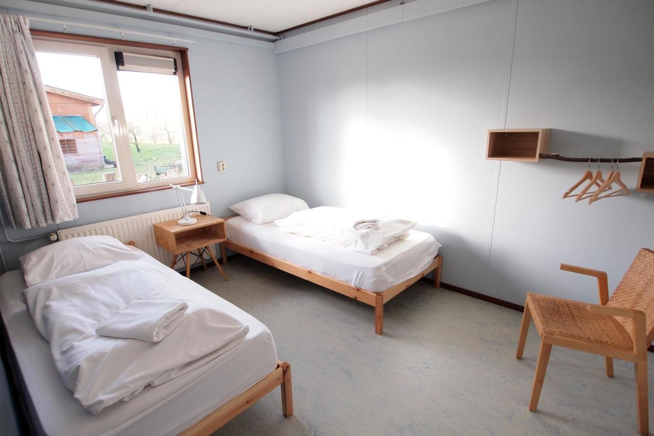 Three-Bedroom Apartment,1041374803:JPEG