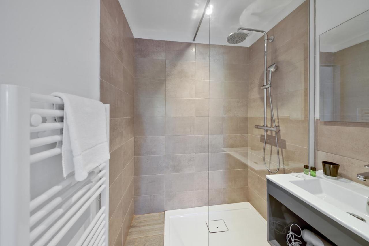 Appartement 1 Chambre avec Climatisation et Terrasse (4 Adultes)
