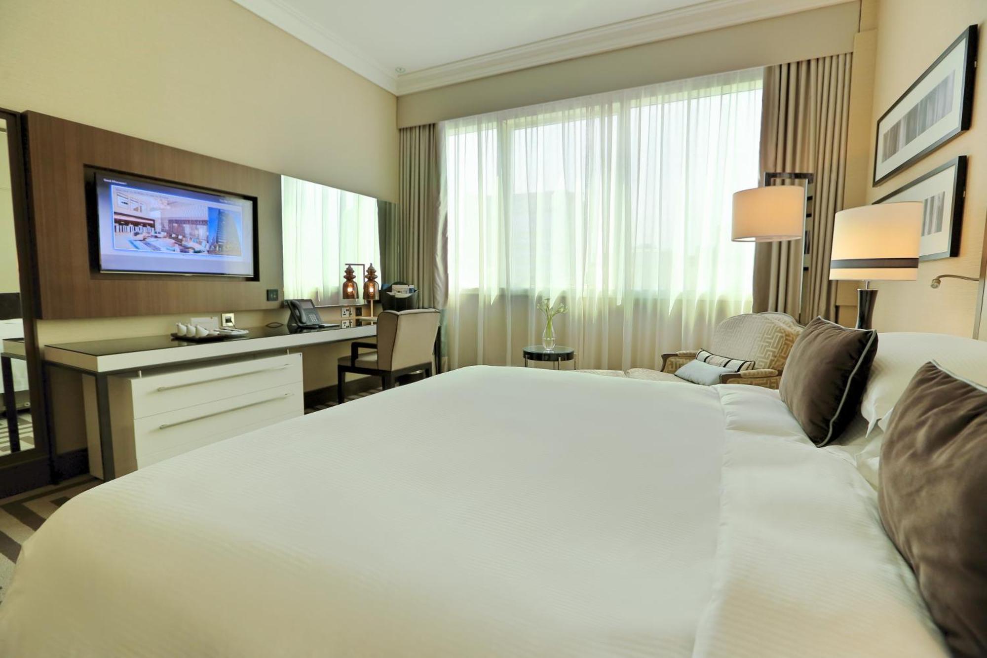 Guest room - King Bed,1191965200:JPEG