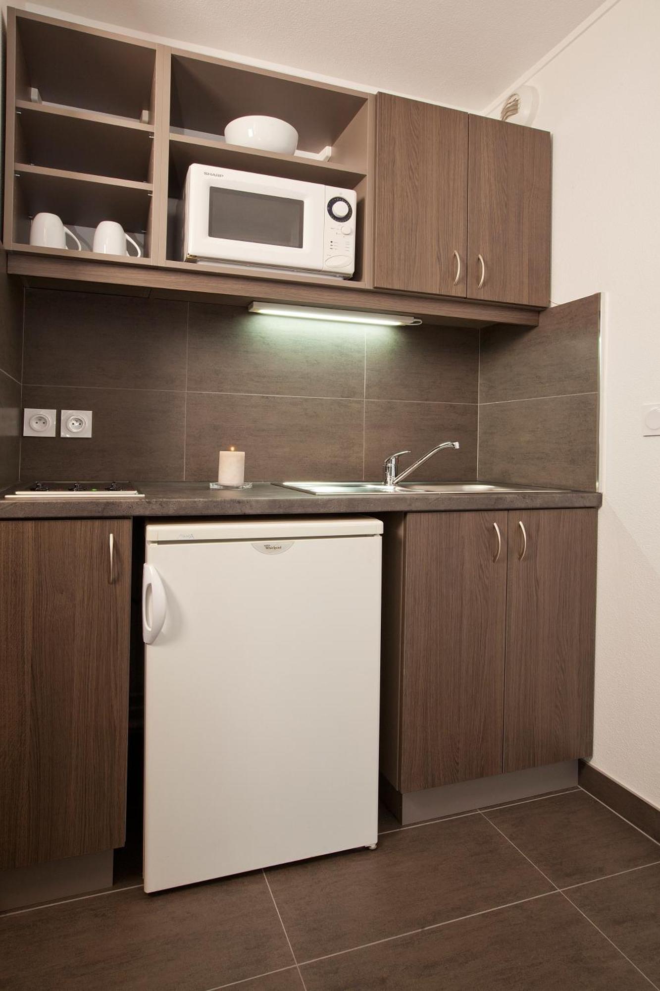 One-Bedroom Apartment with Sofa Bed,1274052616:JPEG