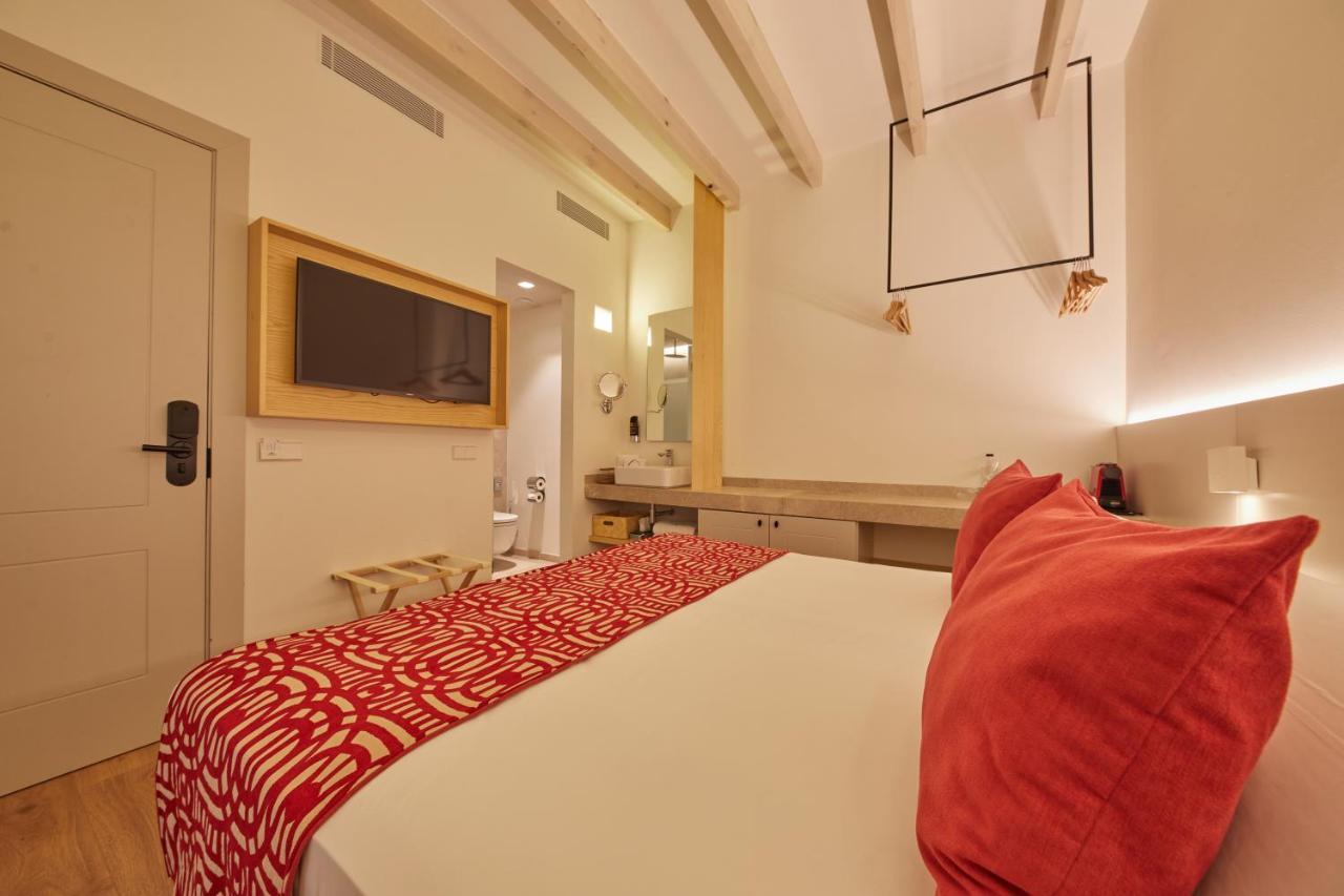 Single Room,1244853190:JPEG