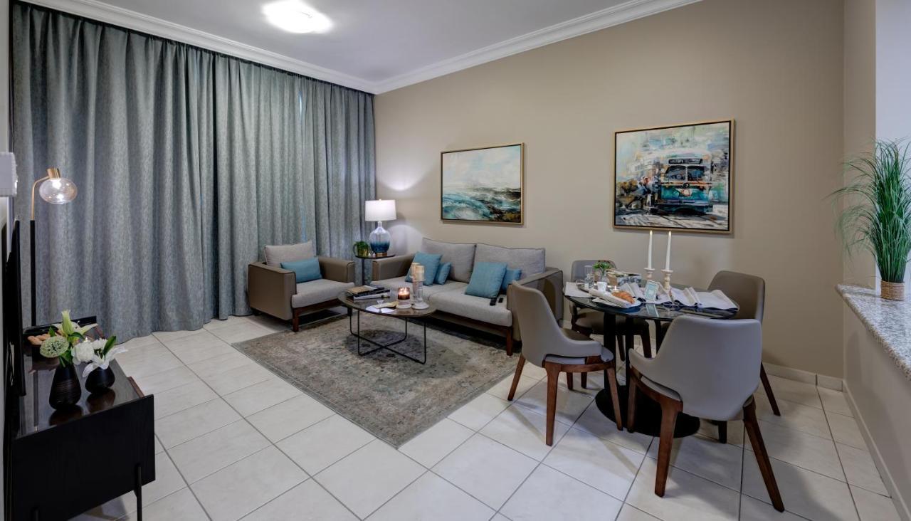 Superior One-Bedroom Apartment