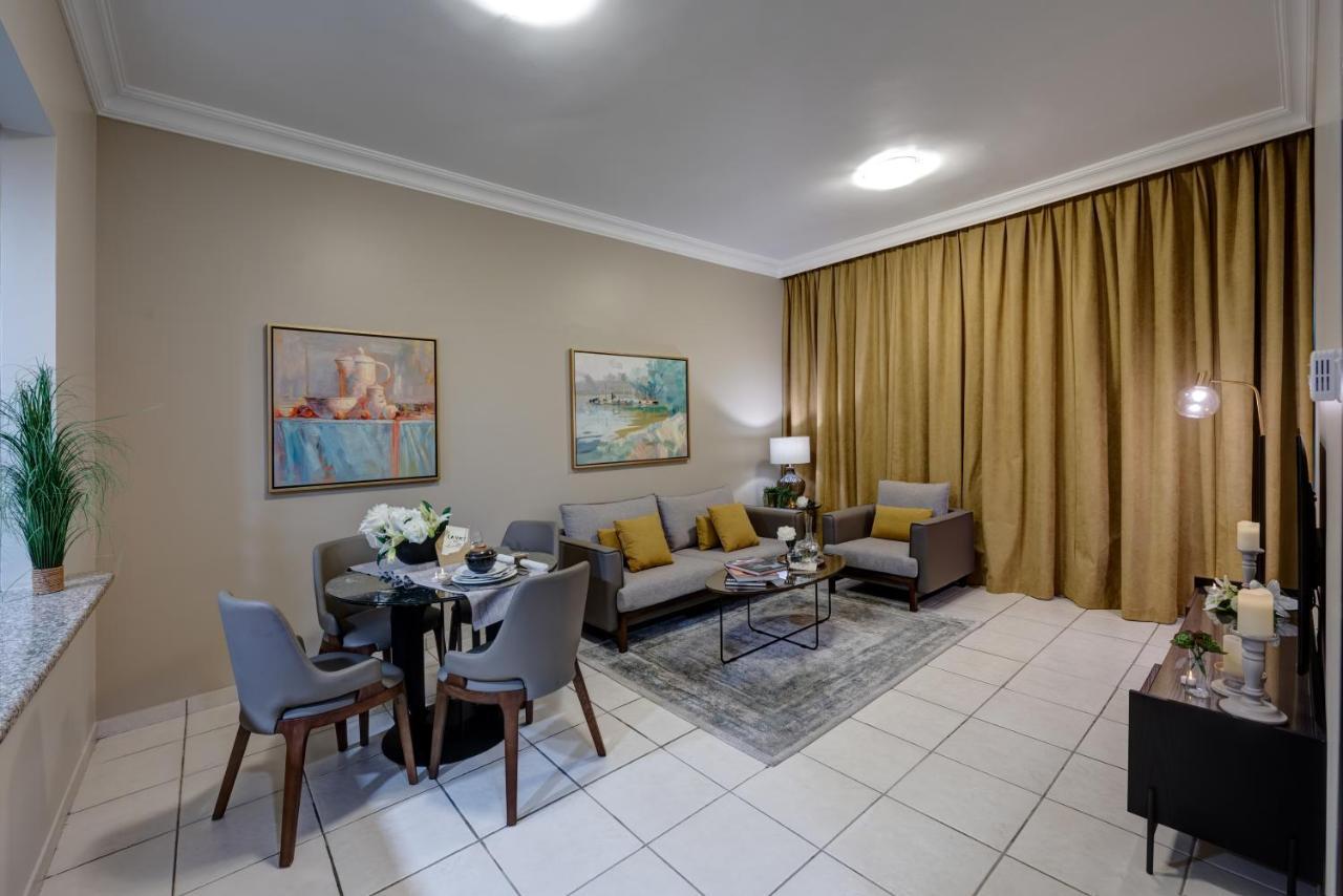 Superior One-Bedroom Apartment