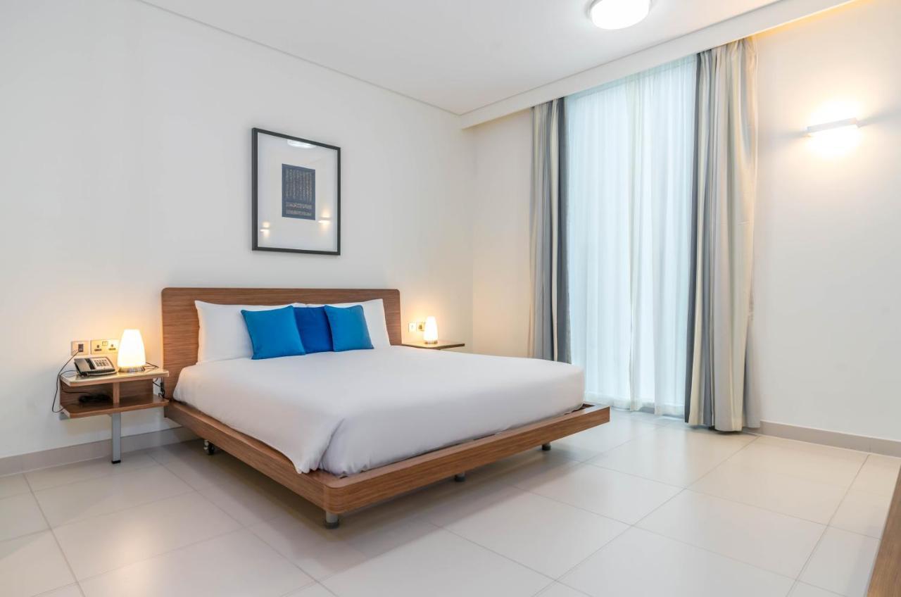 Executive One-Bedroom Apartment Balcony
