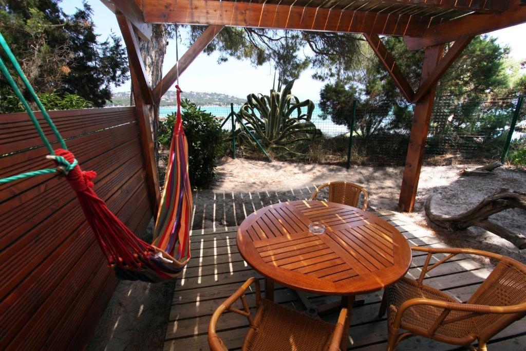 Superior Bungalow- Renovated - Sea Side L,643884798:JPEG