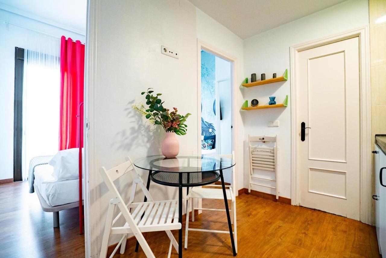 Two-Bedroom Apartment,1309947184:JPEG