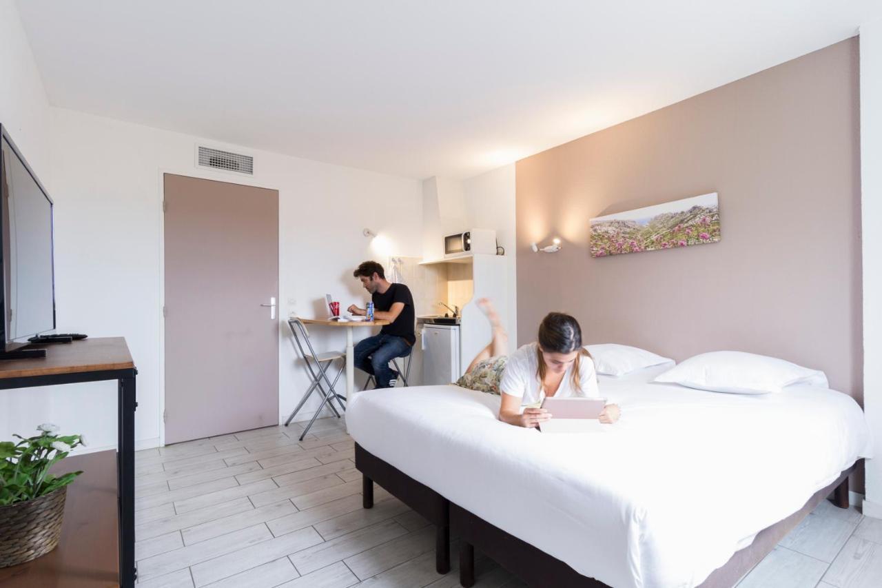 Studio Supérieur (2 Adultes)