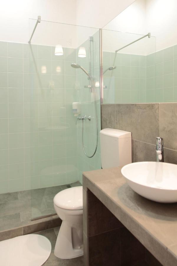 Standard Apartment,203394301:JPEG