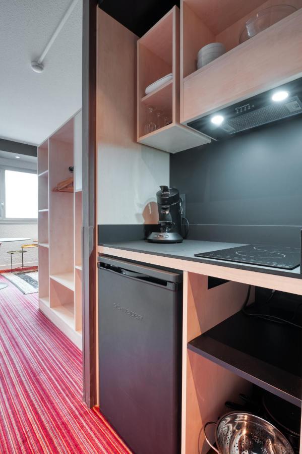 Studio Deluxe
