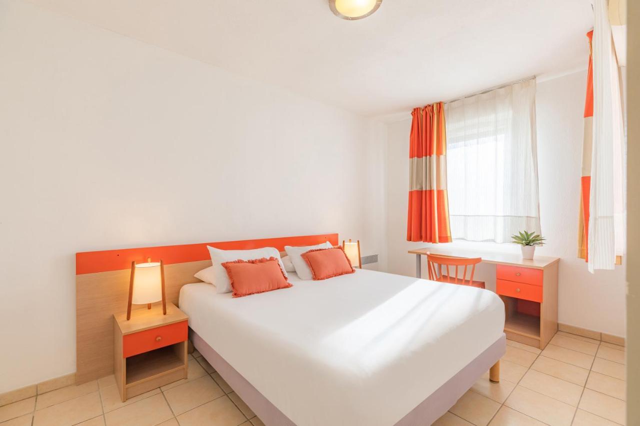 One Bedroom Apartment,1378957823:JPEG