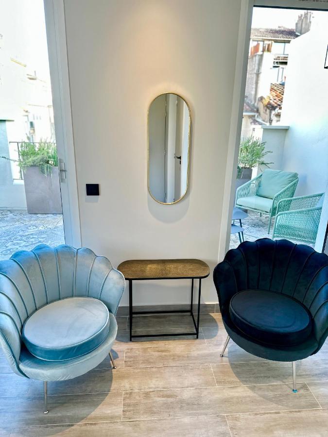 Apartment with Terrace,1466876837:JPEG