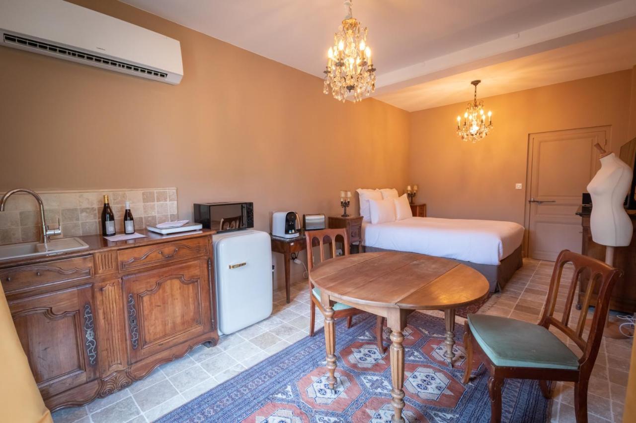 Large Double Room,1469451497:JPEG