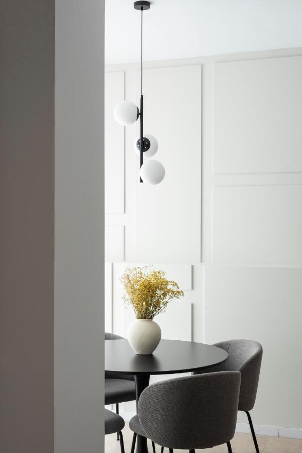 One-Bedroom Family Apartment,1469984054:JPEG