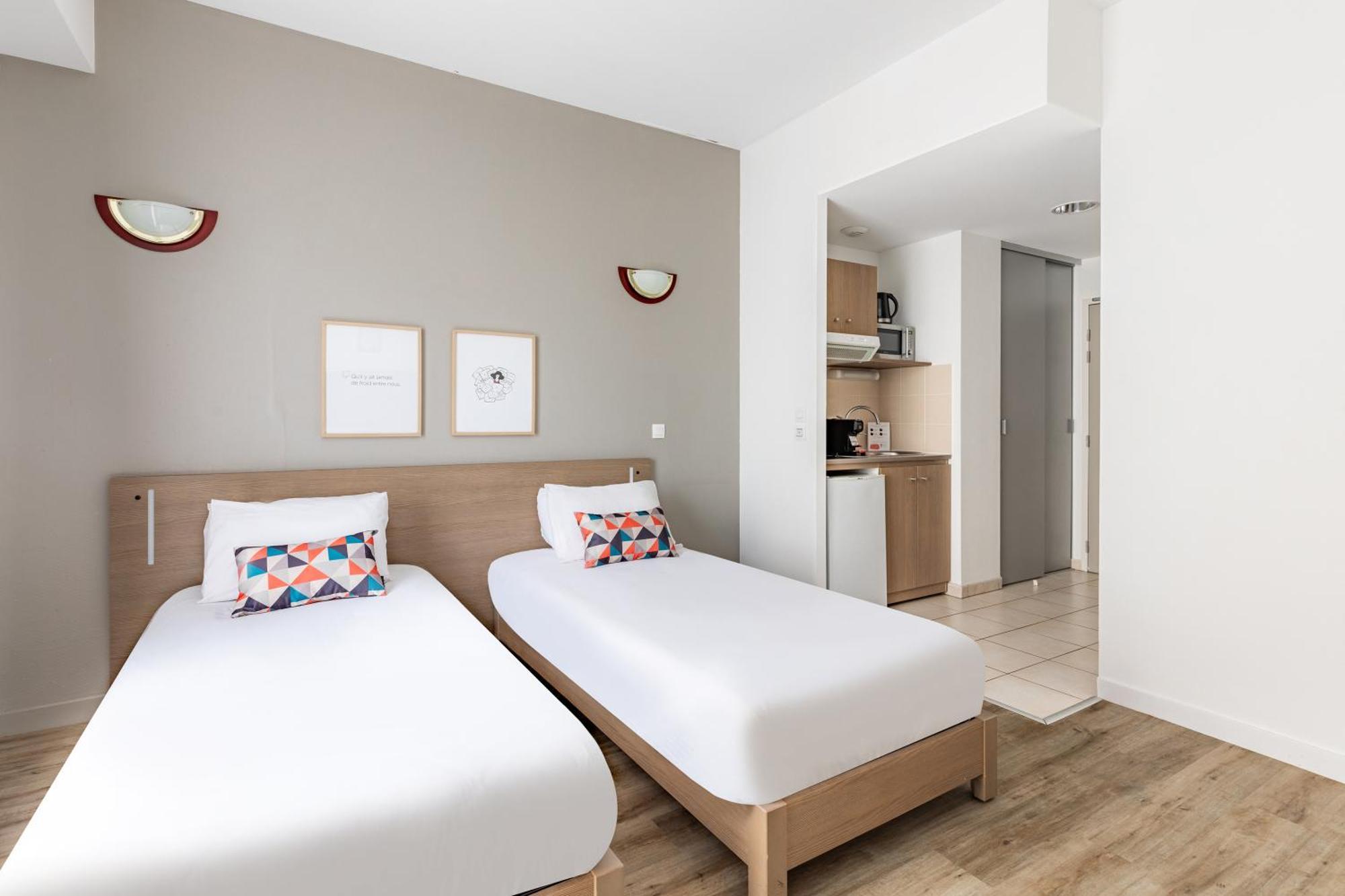 Twin Studio,1499595592:JPEG