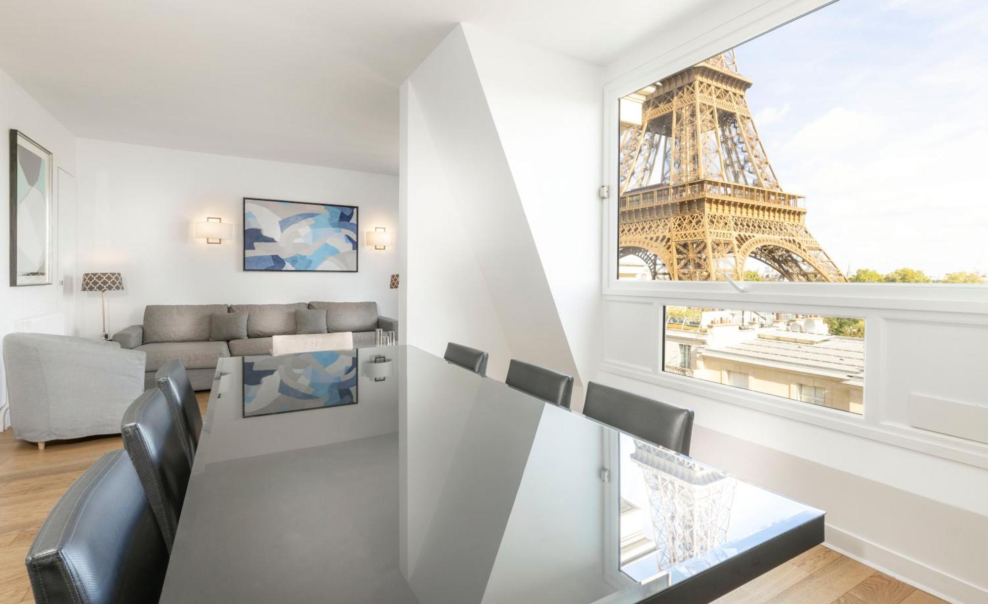 Appartement en Duplex 3 Chambres - Tour Eiffel