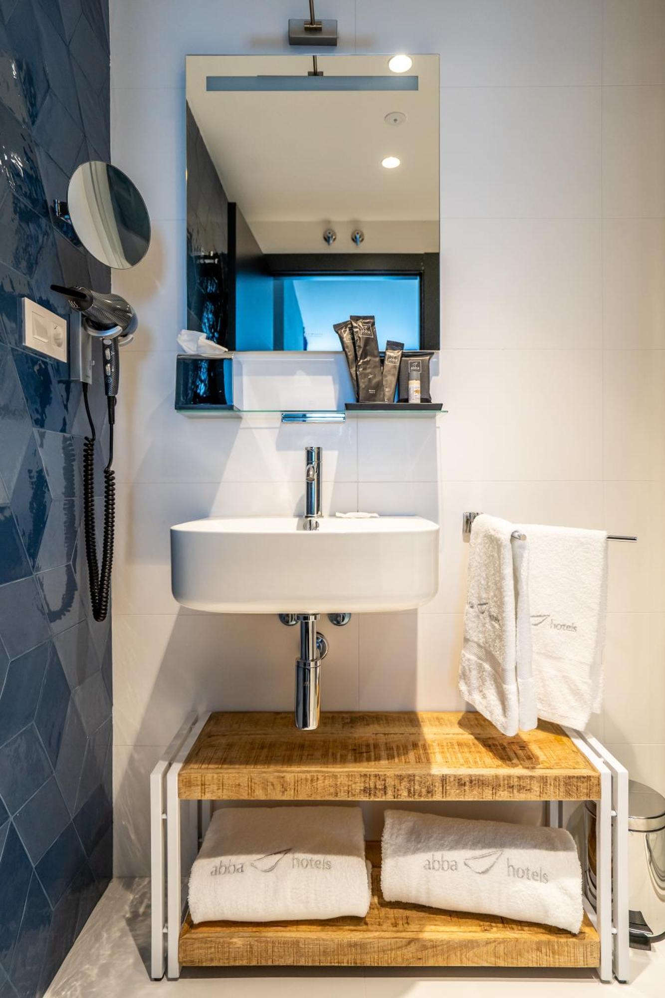 Superior Apartment,1553914957:JPEG