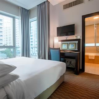 Deluxe One Bedroom Suite Plus