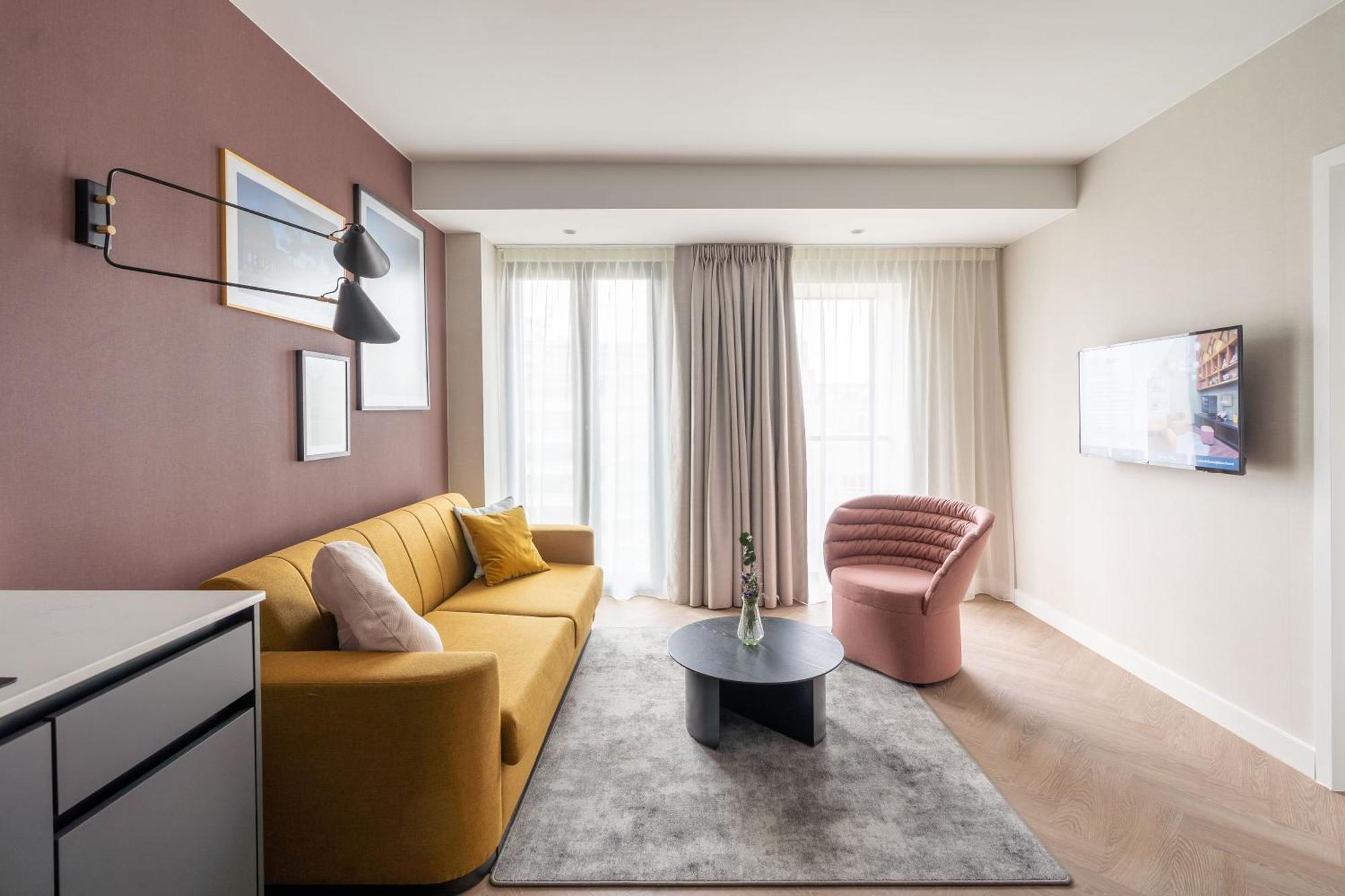Très Grand Appartement 1 Chambre avec Canapé-Lit