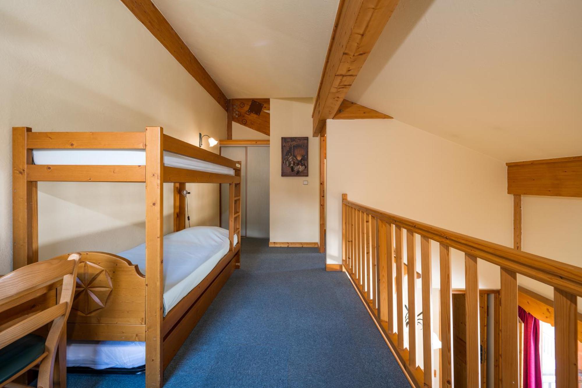 One-Bedroom Apartment with Balcony,1756447177:JPEG