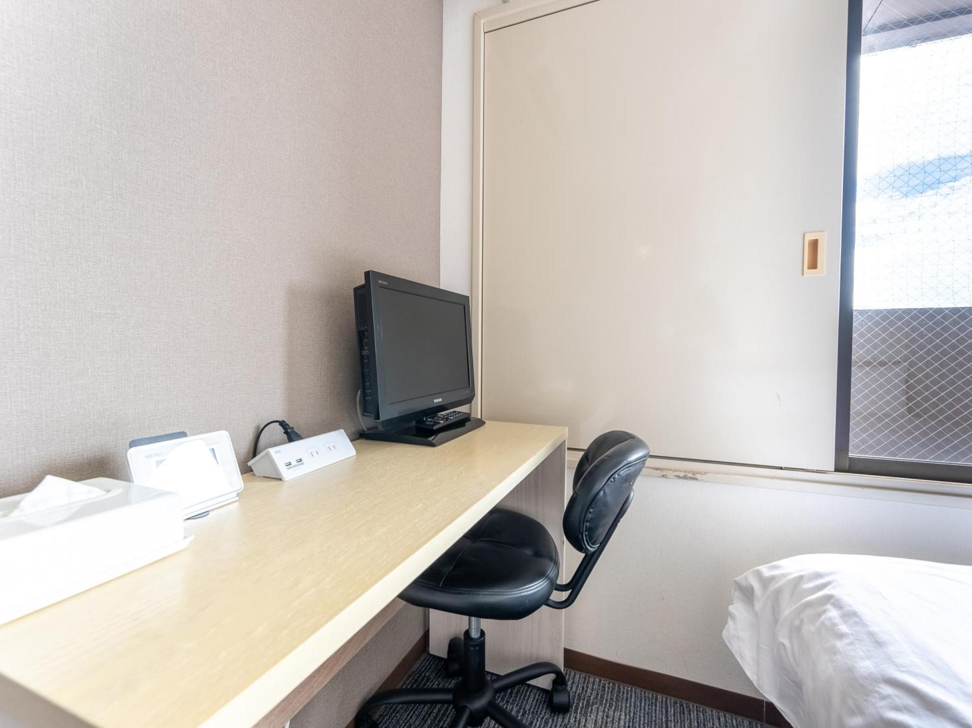 Chambre Double avec Petit Lit Double - Non-Fumeurs