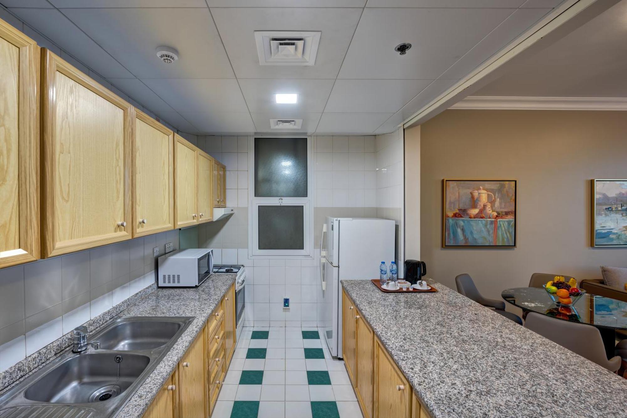 Superior One-Bedroom Apartment