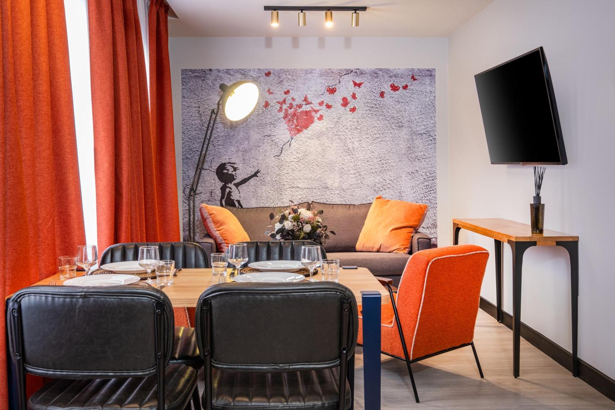 Apartment with Terrace,1637667701:JPEG