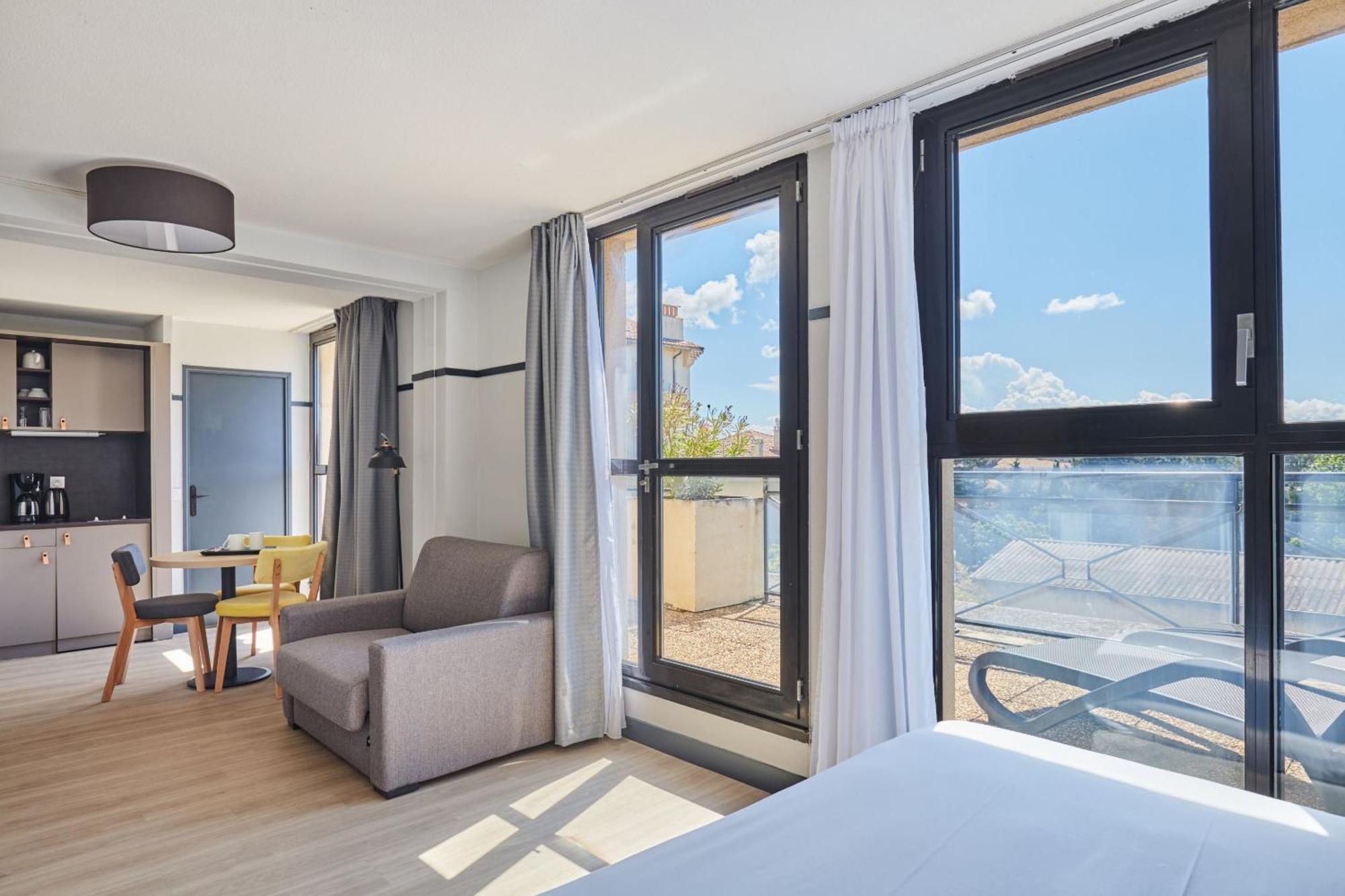 Studio Supérieur avec Terrasse (2 Personnes)
