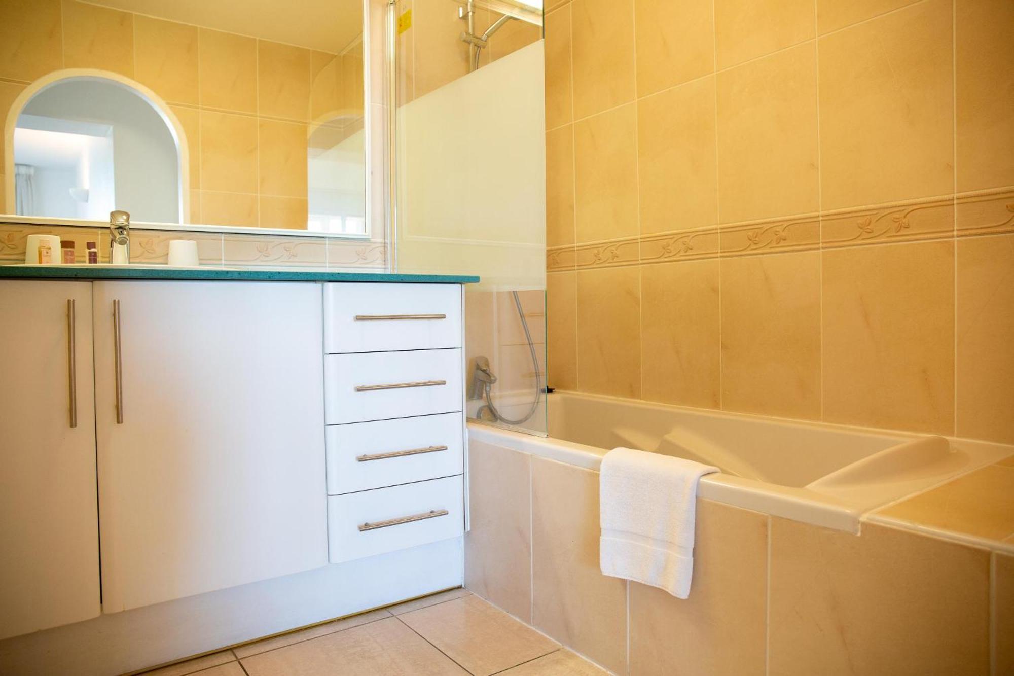 Appartement 3 Chambres - Vue sur Mer (6 Personnes)