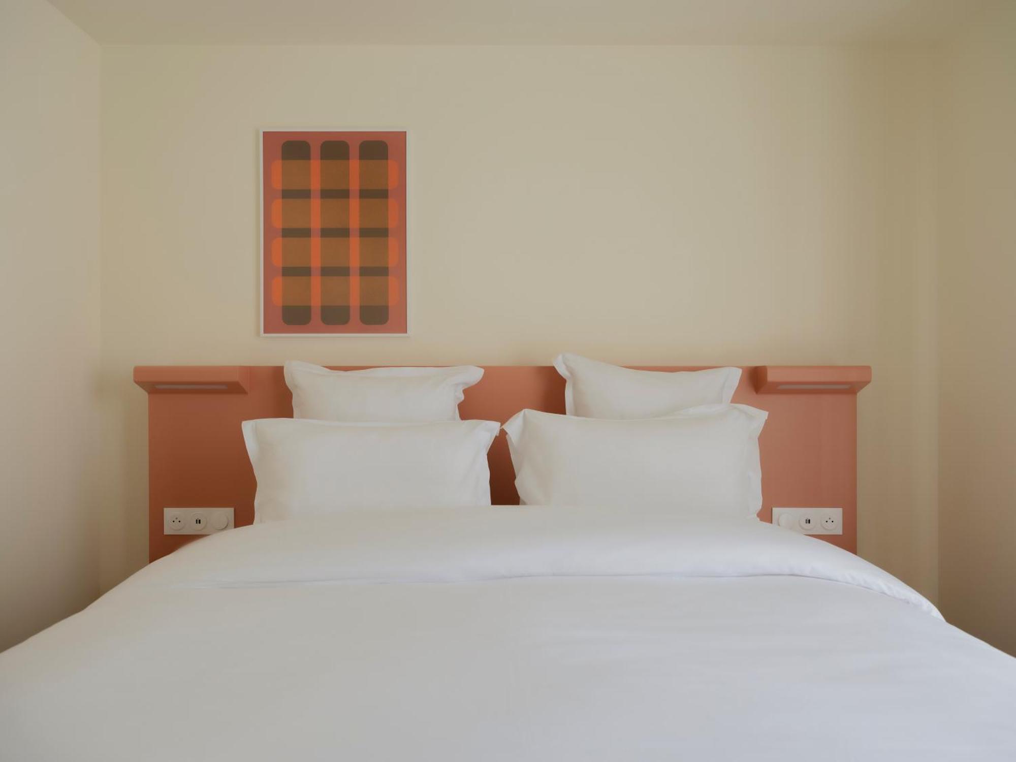 Studio,1670641889:JPEG