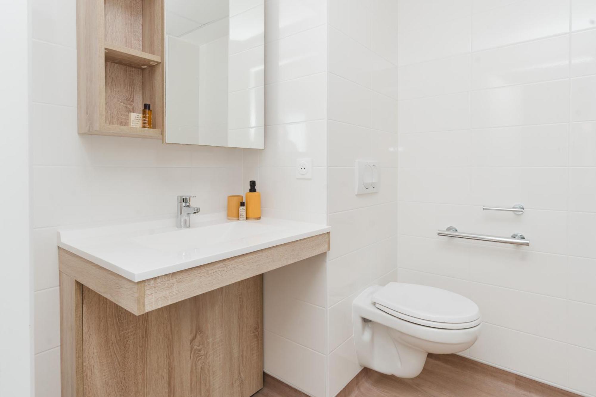 Studio,1679177010:JPEG