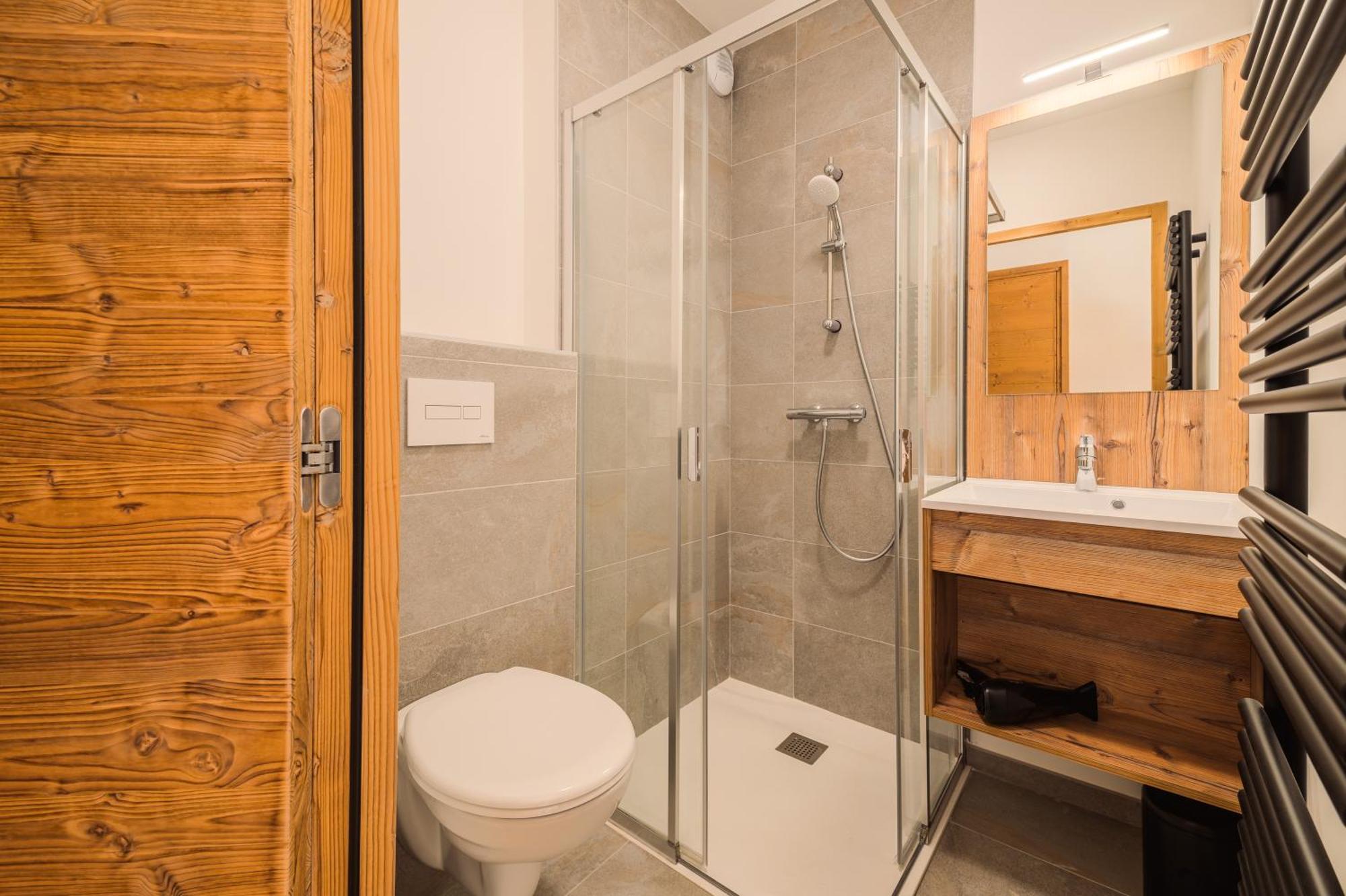 Two-Bedroom Apartment,1684897857:JPEG