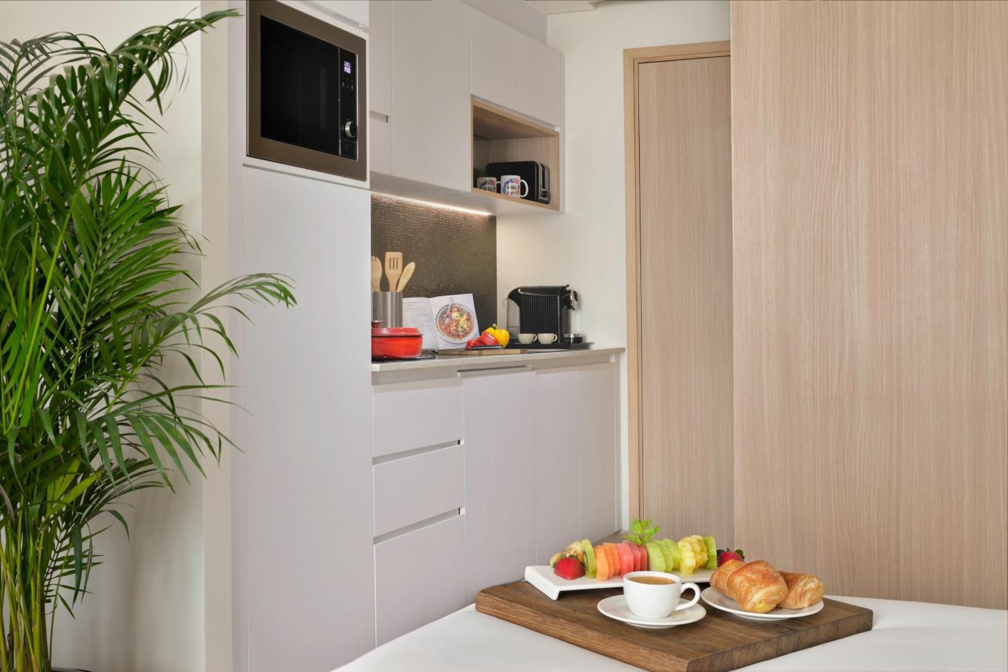 Studio King with Private Beach Access,1731691486:JPEG