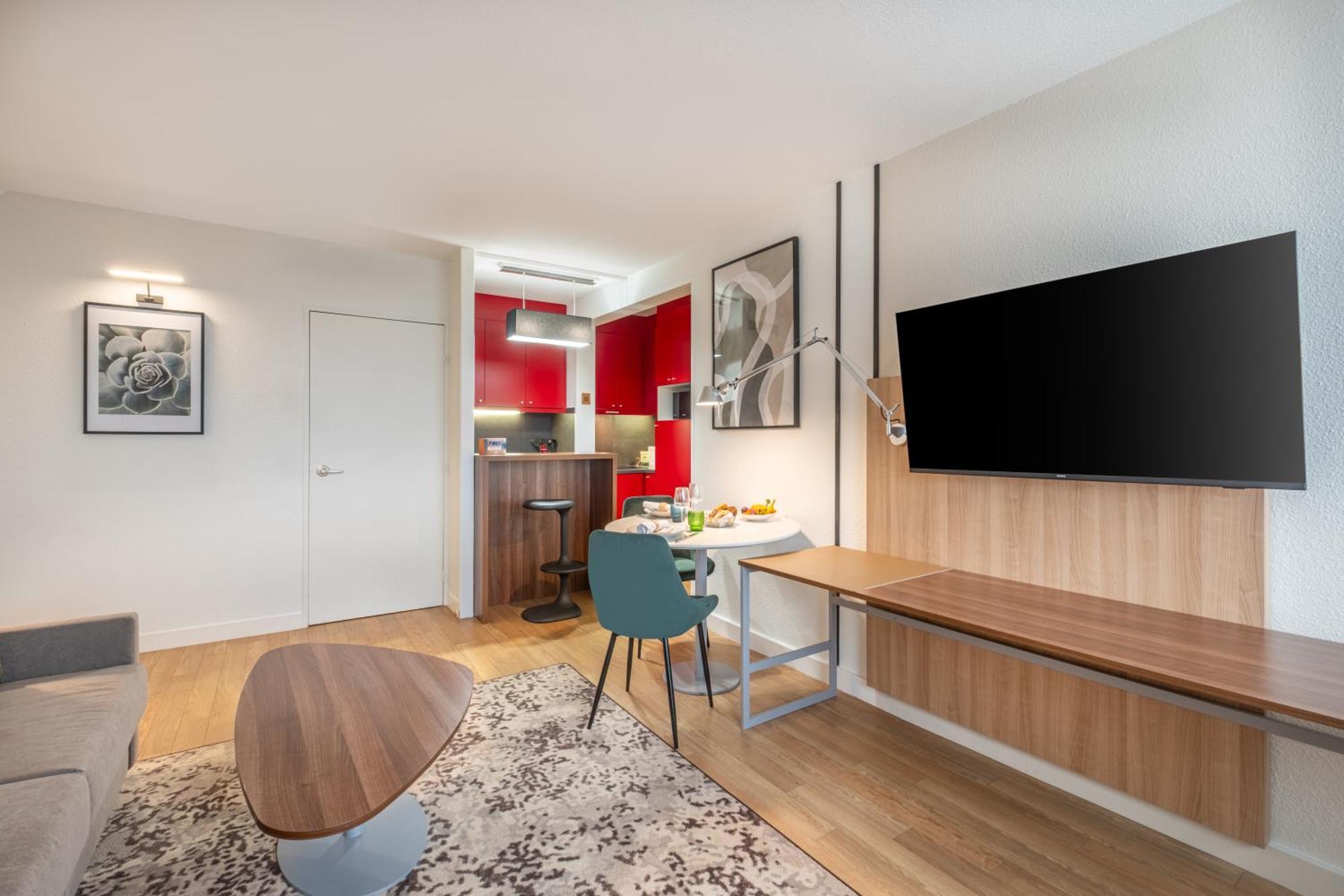 Appartement 1 Chambre pour 4 Personnes avec Balcon