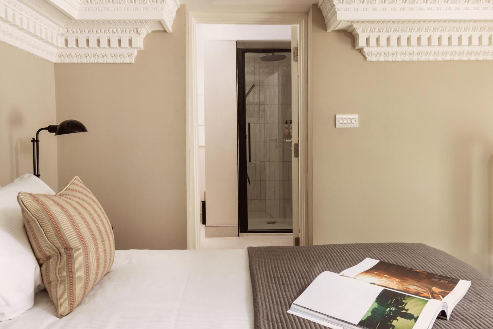 Chambre avec Lit Double