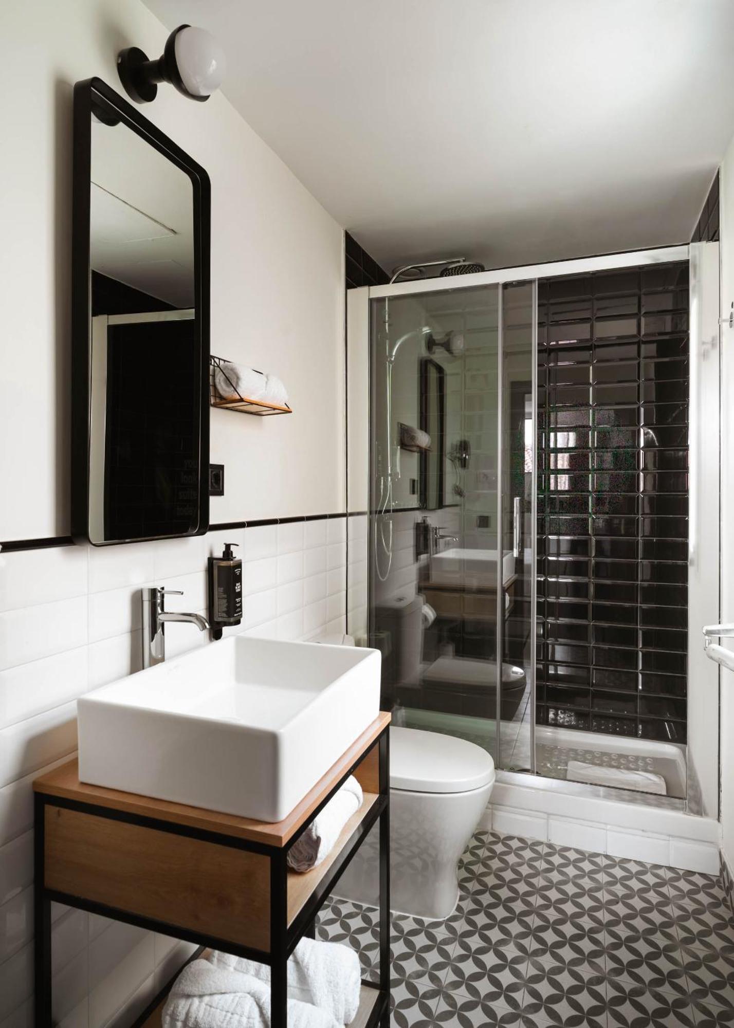 One-Bedroom Family Apartment,1723041625:JPEG