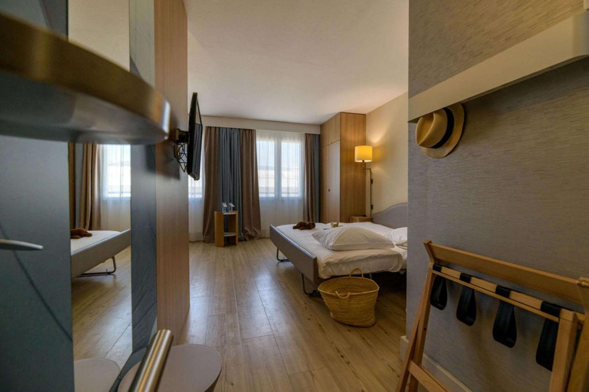 Junior King Suite