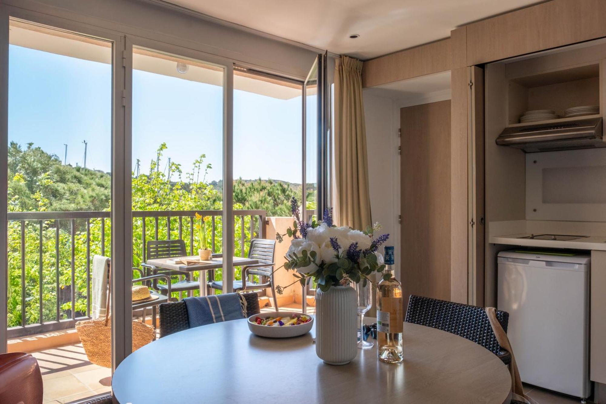 Two-Bedroom Apartment,1745365209:JPEG