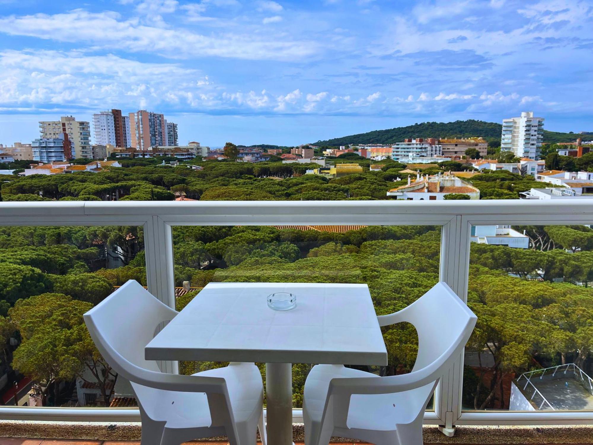 Studio Balcony