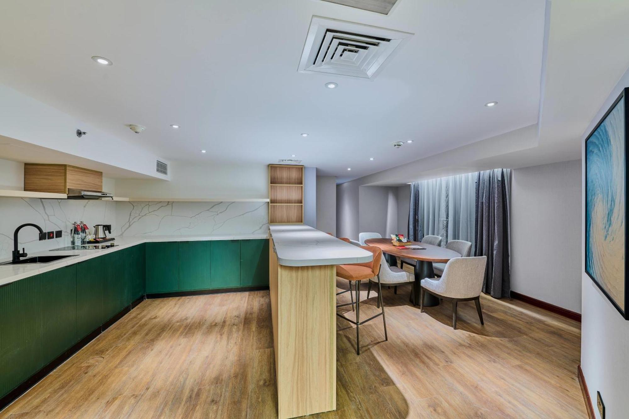Suite Penthouse 1 Chambre Lit King-Size - Vue sur Ville