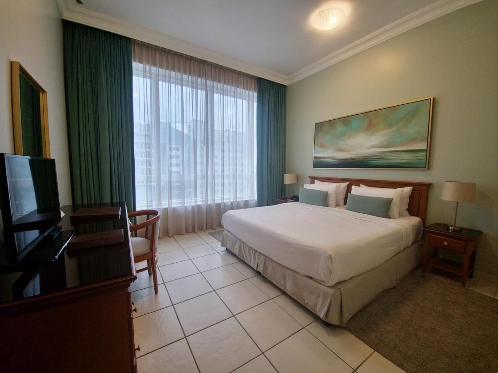 Superior One-Bedroom Apartment