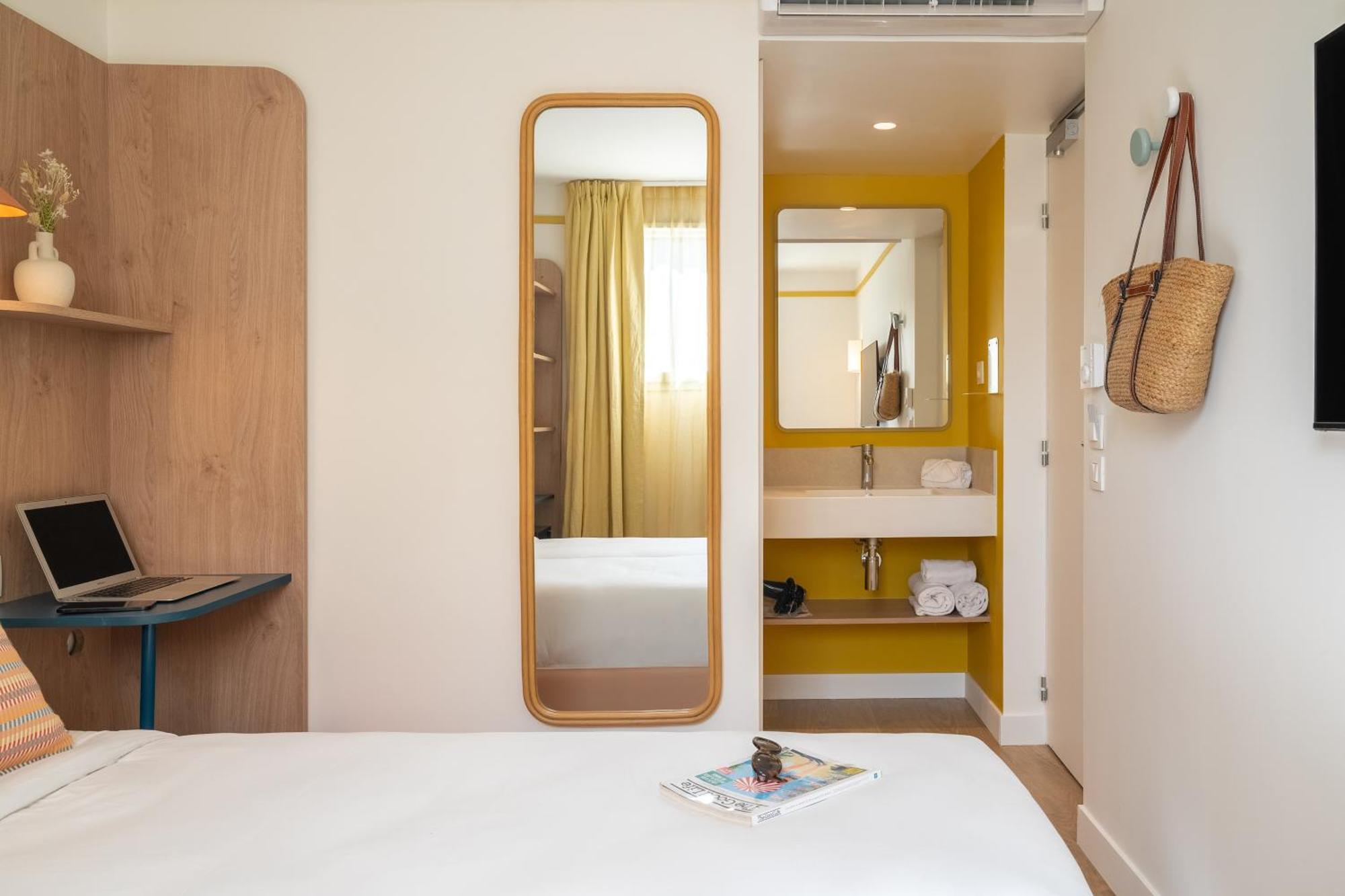 Standard Single Room,1765163208:JPEG
