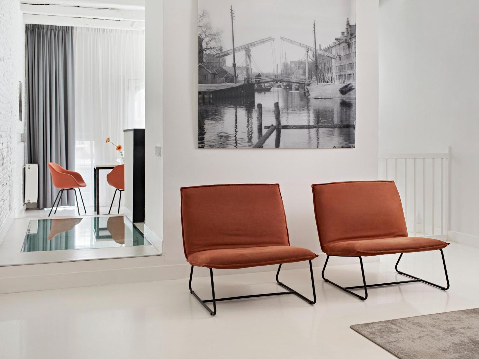 Grand Appartement 2 Chambres en Duplex avec Canapé-Lit - Vue sur Canal