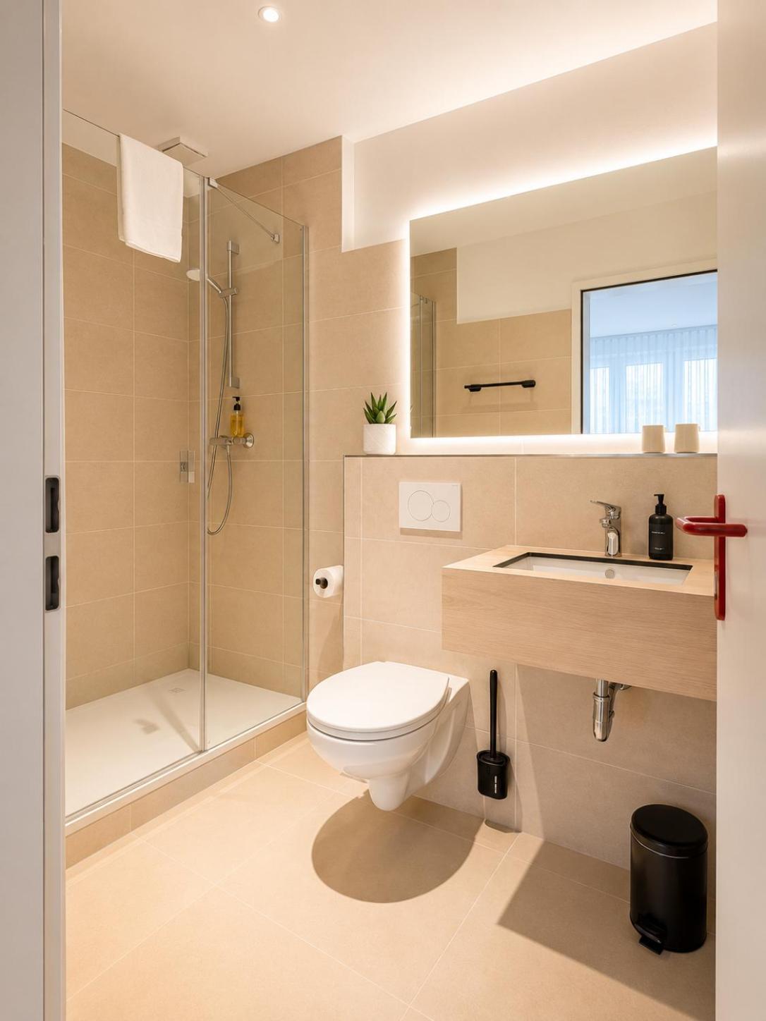 Chambre Double ou Lits Jumeaux Confort avec Salle de Bains Privative
