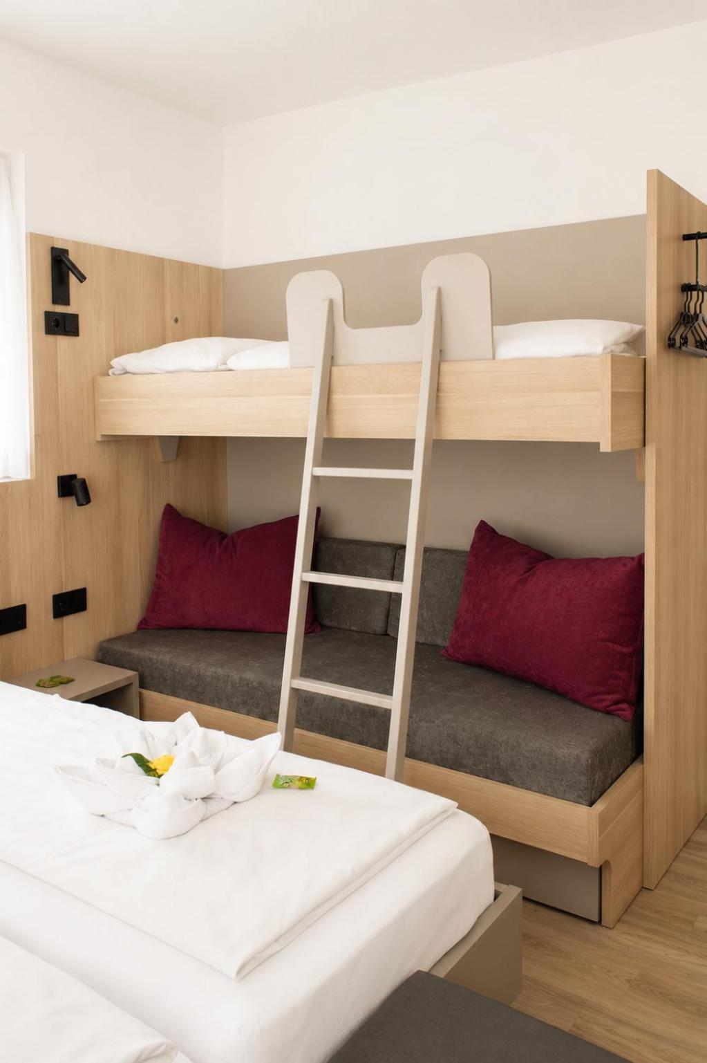 Chambre Quadruple avec Salle de Bains Commune