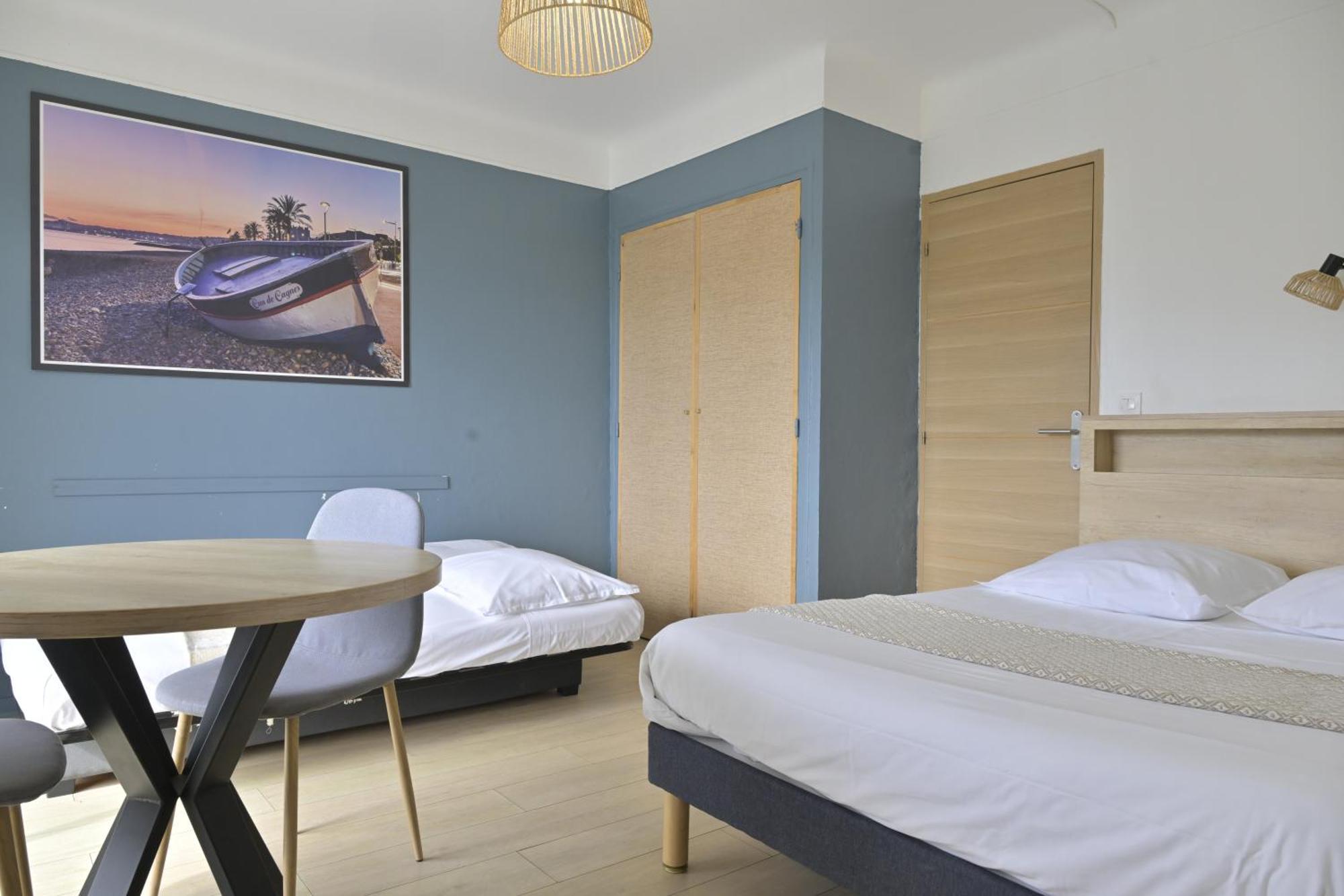 Studio Familial Supérieur (2 Adultes & 2 Enfants)