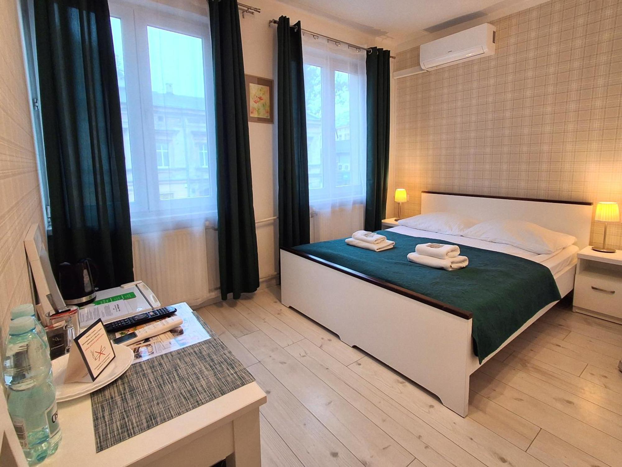 Chambre Lit Queen-Size Deluxe
