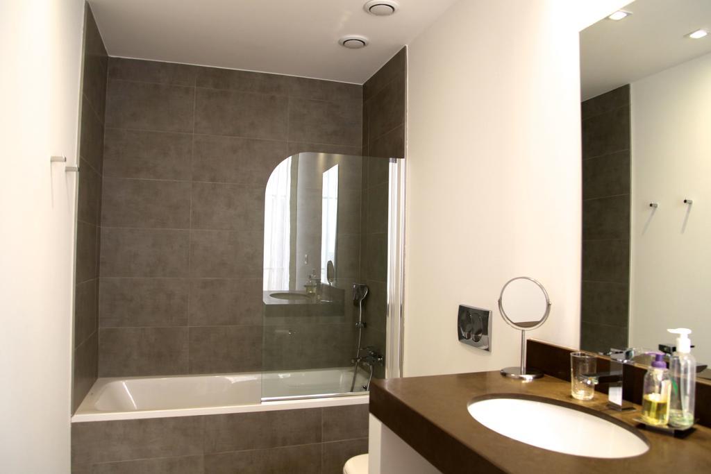 Deluxe One-Bedroom Apartment - 54m2,394269150:JPEG