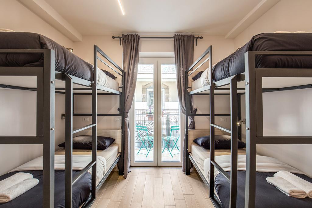 Chambre Quadruple avec Balcon