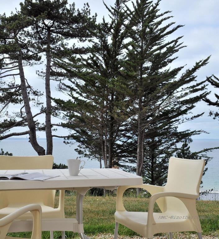 Two-Bedroom Apartment with Sea View - Ground Floor,34201429:JPEG