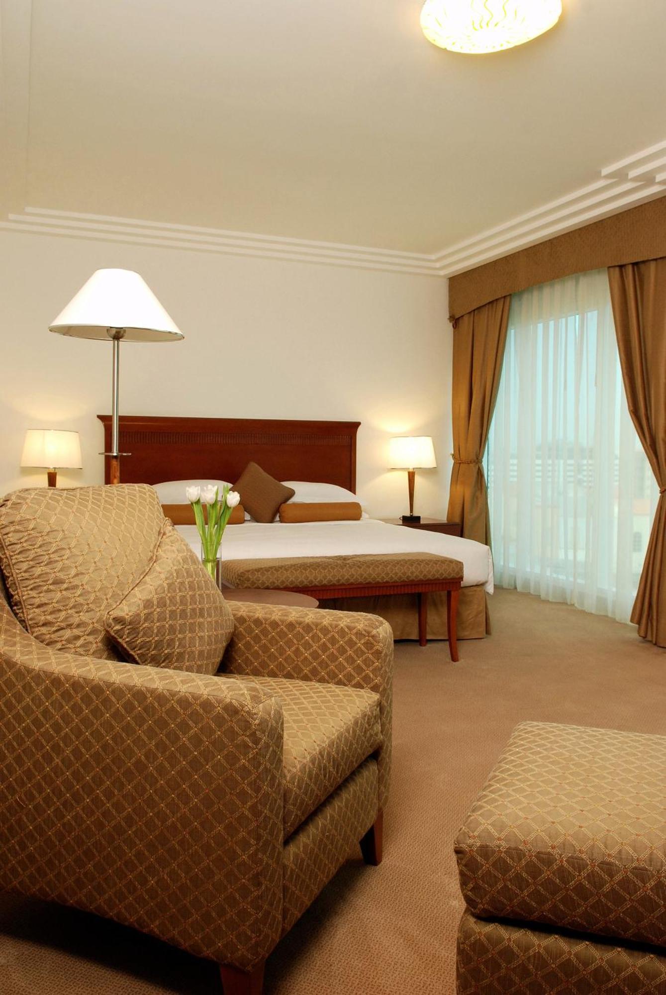 Appartement 4 Chambres - Expérience Nouvel An avec Dîner de Réveillon Obligatoire (Frais de 1 600 AED par Adulte et 800 AED par Enfant)